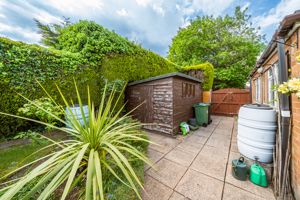 SIDE PATHWAY- click for photo gallery